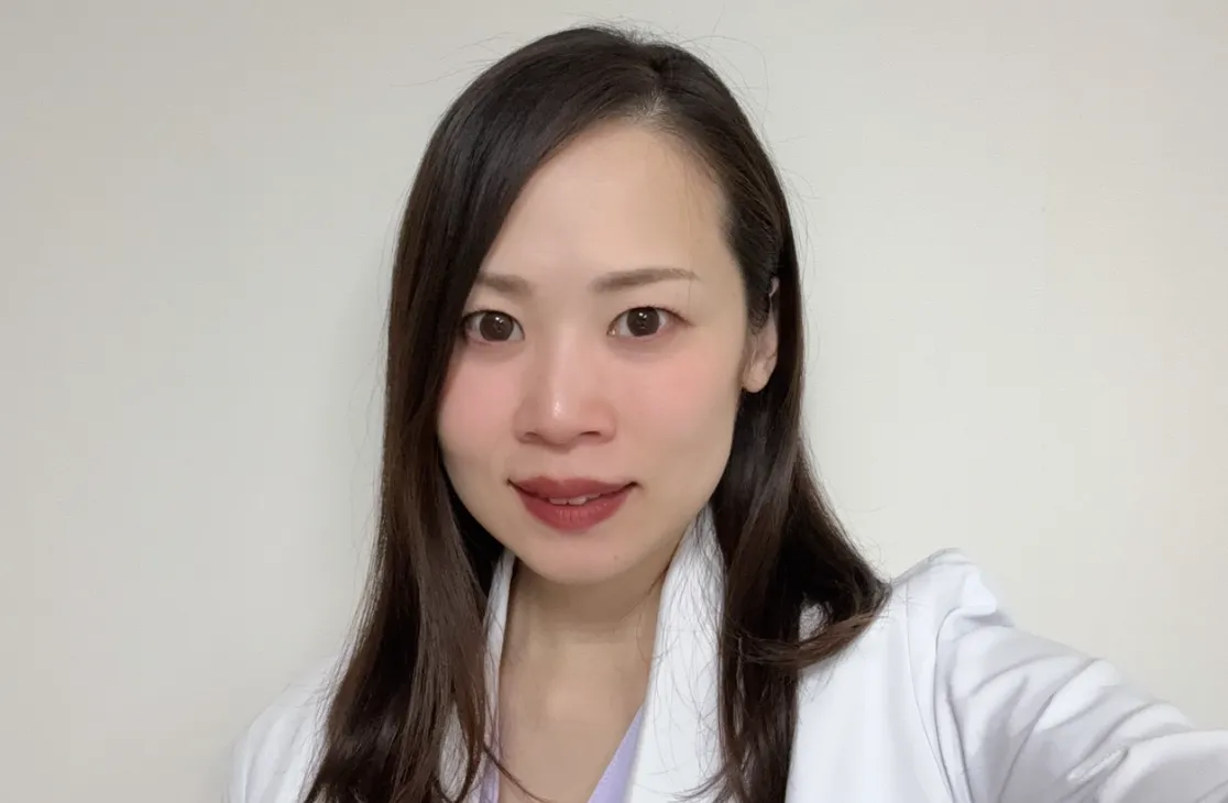 美容皮膚科医写真